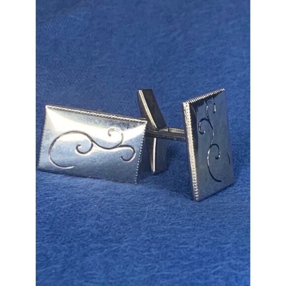 Vintage 1960s Pair Silvertone Cufflinks Swirl Design Bullet Back Rectangular - Picture 1 of 5